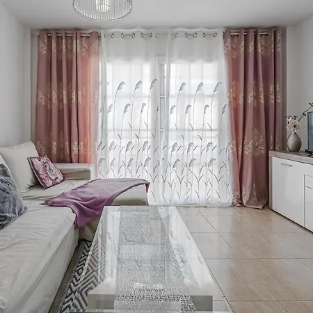 아파트 Penthouse With Ocean View 칼라오살바헤